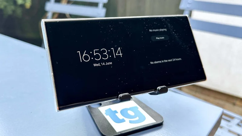 Samsung Galaxy スマートフォンはすでに iOS 17 のスタンバイ モードを提供しています — 使用方法はこちら