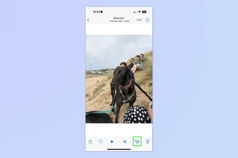 Jak korzystać z funkcji Visual Look Up na filmach w systemie iOS 17